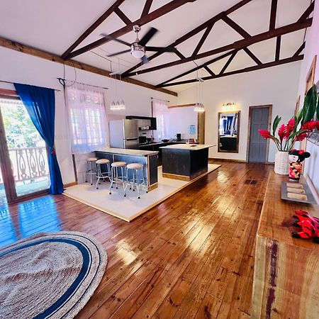 Casa Le Parc - Main Street Hotel Бокас дел Торо Екстериор снимка