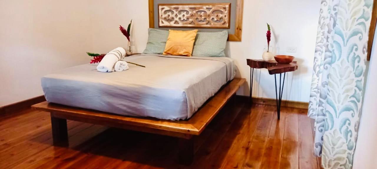 Casa Le Parc - Main Street Hotel Бокас дел Торо Екстериор снимка