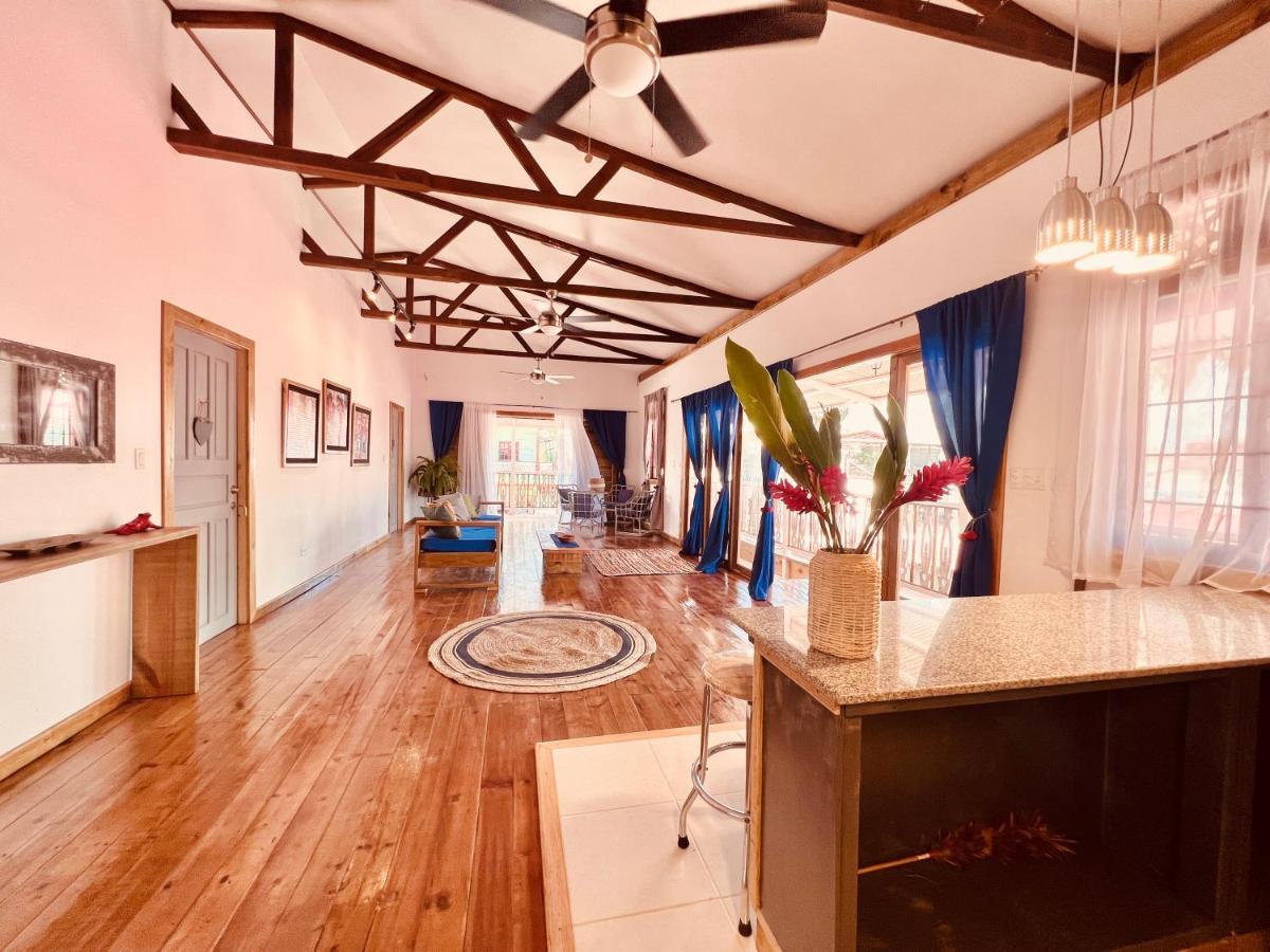 Casa Le Parc - Main Street Hotel Бокас дел Торо Екстериор снимка